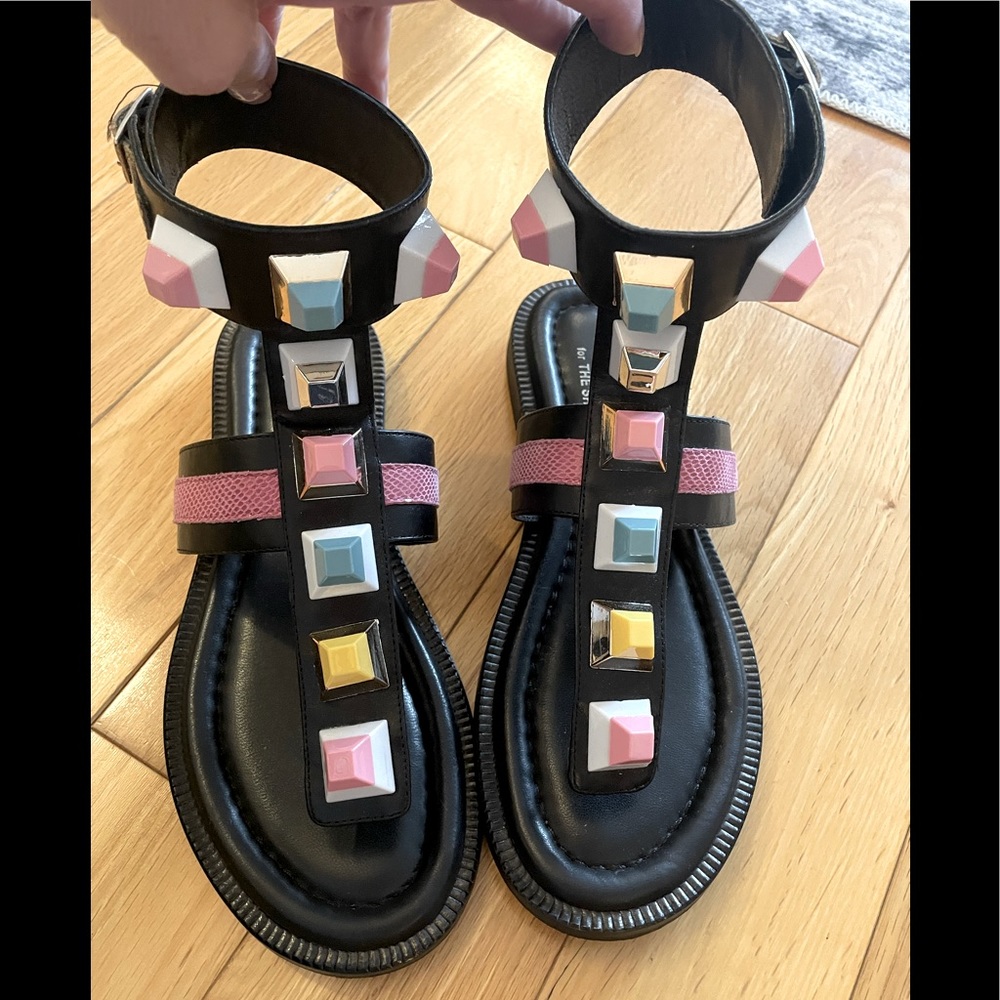 Makris Pyramid stud black flat thong sandals